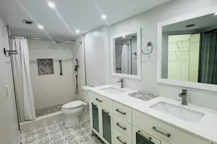 1300 SW 125th Ave, Pembroke Pines, FL 33027 - Photo 4