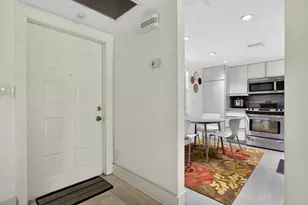 901 W Cypress Ln, Pompano Beach, FL 33069 - Photo 2