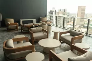 121 NE 5th St, Miami, FL 33132 - Photo 16