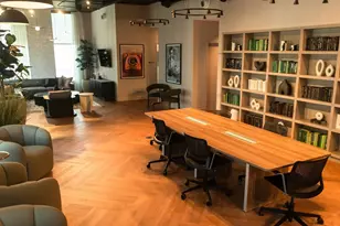 121 NE 5th St, Miami, FL 33132 - Photo 22