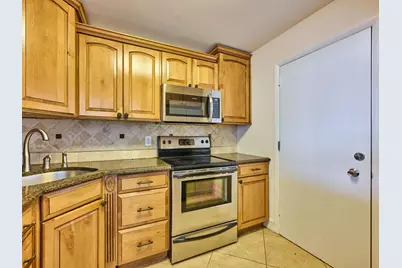 305 N Pompano Beach Boulevard #1204, Pompano Beach, FL 33062 - Photo 8