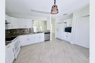 6413 Lansdowne Circle, Boynton Beach, FL 33472 - Photo 20