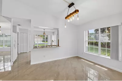 6413 Lansdowne Circle, Boynton Beach, FL 33472 - Photo 6