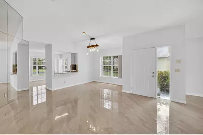 6413 Lansdowne Circle, Boynton Beach, FL 33472 - Photo 2