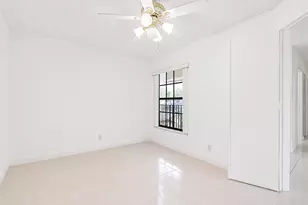3283 Jog Park Dr, Greenacres, FL 33467 - Photo 18