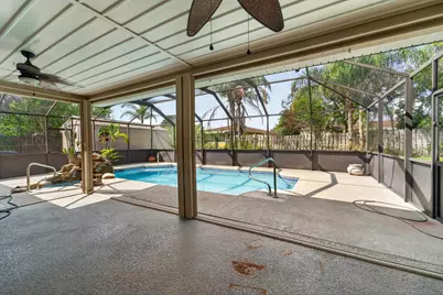 214 NE Camelot Drive, Port Saint Lucie, FL 34983 - Photo 26