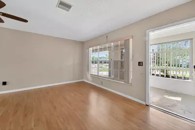 214 NE Camelot Drive, Port Saint Lucie, FL 34983 - Photo 10