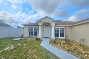 589 NW Fairfax Ave, Port Saint Lucie, FL 34983 - Photo 4