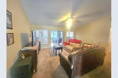 589 NW Fairfax Avenue, Port Saint Lucie, FL 34983 - Photo 16