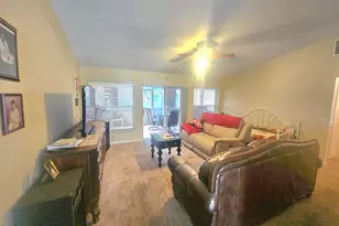589 NW Fairfax Ave, Port Saint Lucie, FL 34983 - Photo 16