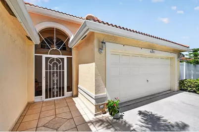 8240 White Rock Circle, Boynton Beach, FL 33436 - Photo 4