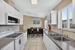 301 SW 16th St, Fort Lauderdale, FL 33315 - Photo 18