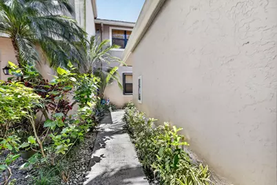 9883 NW 1st Court, Plantation, FL 33324 - Photo 4