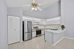 1604 Timberlane Cir, Greenacres, FL 33463 - Photo 4