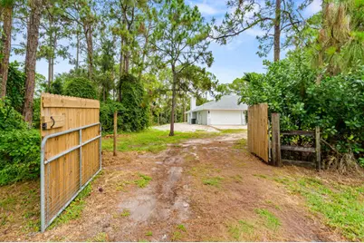 12689 N 68th St Street N, The Acreage, FL 33412 - Photo 4