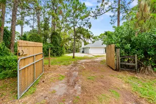 12689 N 68th St Street N, The Acreage, FL 33412 - Photo 4