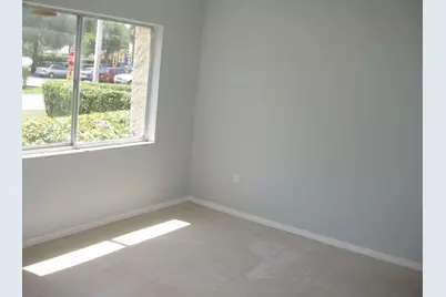 721 N Pine Island Road #116, Plantation, FL 33324 - Photo 4