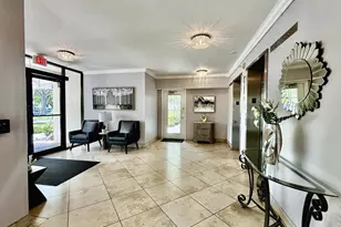 3930 Oaks Clubhouse Dr, Pompano Beach, FL 33069 - Photo 14