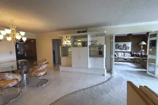 3930 Oaks Clubhouse Dr, Pompano Beach, FL 33069 - Photo 6