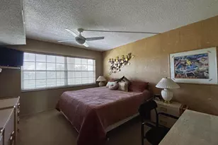 3930 Oaks Clubhouse Dr, Pompano Beach, FL 33069 - Photo 10