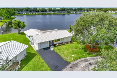 8504 NW 14th Street, Plantation, FL 33322 - Photo 2