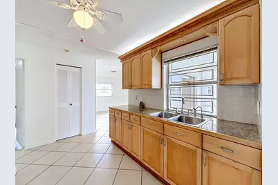 8504 NW 14th Street, Plantation, FL 33322 - Photo 22