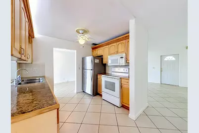8504 NW 14th Street, Plantation, FL 33322 - Photo 18