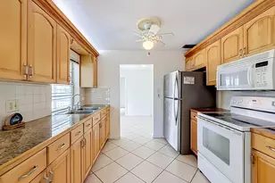 8504 NW 14th St, Plantation, FL 33322 - Photo 16