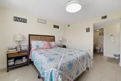 3515 Village Boulevard #304, West Palm Beach, FL 33409 - Photo 14