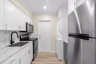 1539-1541 NE 15th Ave, Fort Lauderdale, FL 33304 - Photo 56
