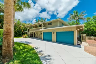 304 SW Indian Groves Dr, Stuart, FL 34994 - Photo 4