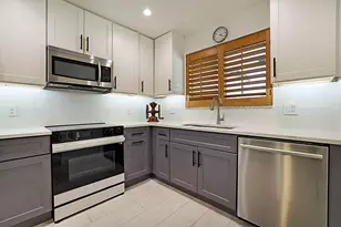 920 SE 17th St, Deerfield Beach, FL 33441 - Photo 14