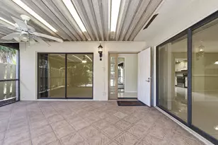 729 NW 29th Ave, Delray Beach, FL 33445 - Photo 2