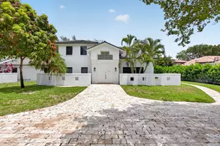 8044 Twin Lake Dr, Boca Raton, FL 33496 - Photo 4