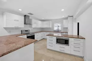 8044 Twin Lake Dr, Boca Raton, FL 33496 - Photo 20
