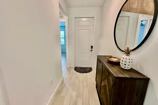 7036 Peters Ln, Delray Beach, FL 33446 - Photo 8