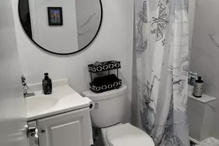 399 Brittany Dr, Delray Beach, FL 33446 - Photo 16