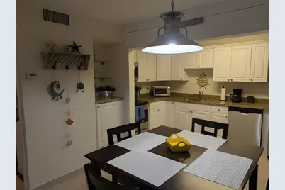 1772 Gulfstream Avenue #E1, Fort Pierce, FL 34949 - Photo 10