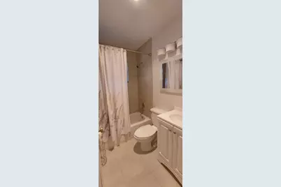 738 SW 5th Avenue, Hallandale Beach, FL 33009 - Photo 8