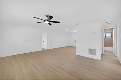 812 N 24th Street, Fort Pierce, FL 34950 - Photo 6