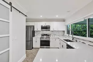 10141 SW 49th Ct, Cooper City, FL 33328 - Photo 32