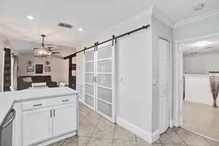 10141 SW 49th Ct, Cooper City, FL 33328 - Photo 36