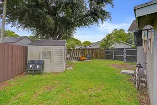 10141 SW 49th Ct, Cooper City, FL 33328 - Photo 12