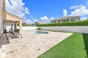 16223 SW 15th St, Pembroke Pines, FL 33027 - Photo 12