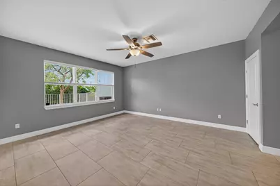 4715 Eucalyptus Drive, Hollywood, FL 33021 - Photo 10