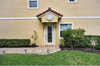 615 SW Glen Crest Way, Stuart, FL 34997 - Photo 2