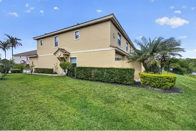 615 SW Glen Crest Way, Stuart, FL 34997 - Photo 32