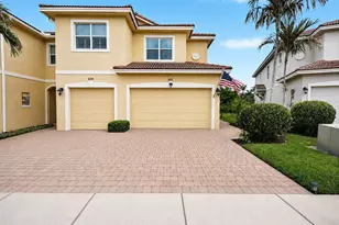 615 SW Glen Crest Way, Stuart, FL 34997 - Photo 1