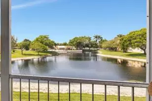 5860 NW 64th Ave, Tamarac, FL 33319 - Photo 4
