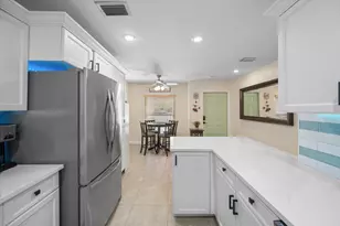 12438 Guilford Way, Wellington, FL 33414 - Photo 16